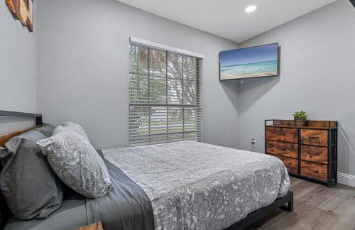 Breathtaking & Renovated Tampa Heated Pool House - Foto 36