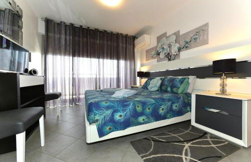 Exclusive Luxury Apartments in Oceano Atlantico Complex - Photo 56