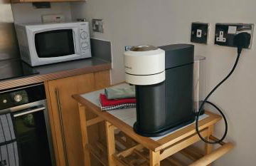 Town Centre Apartment in Gated Complex - Foto 6