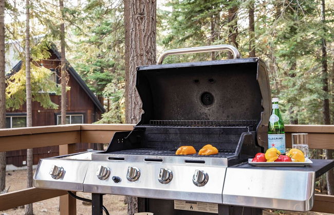 Homewood by Avantstay Amazing Family Cabin w/ Hot Tub & Sauna - Foto 29