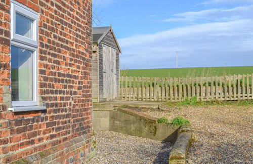 Betty's Cottage - Photo 16