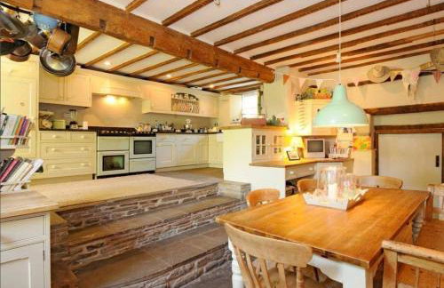 15th Century 6-bed Farmhouse, Sleeps 11, Pets Ok - Foto 89