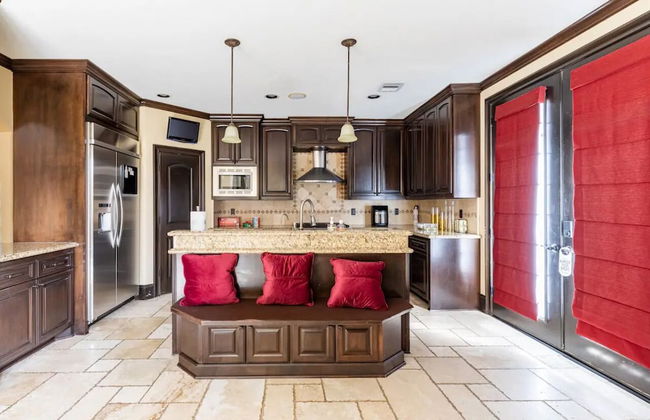 BIZI near Galleria Mall - Foto 20