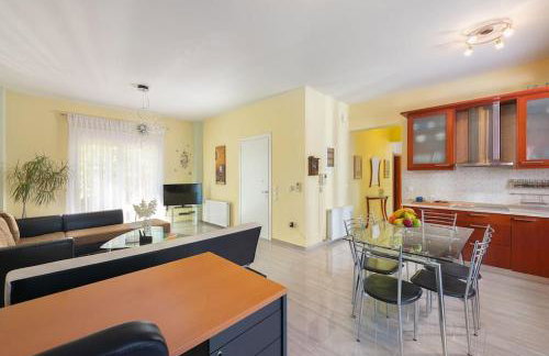 Greek Style Ground Floor Apartment & Pool - Foto 3