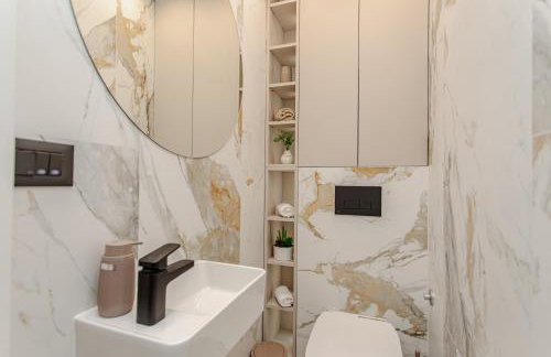 Stunning apartment Bella on Žnjan Beach, private parking - Foto 38