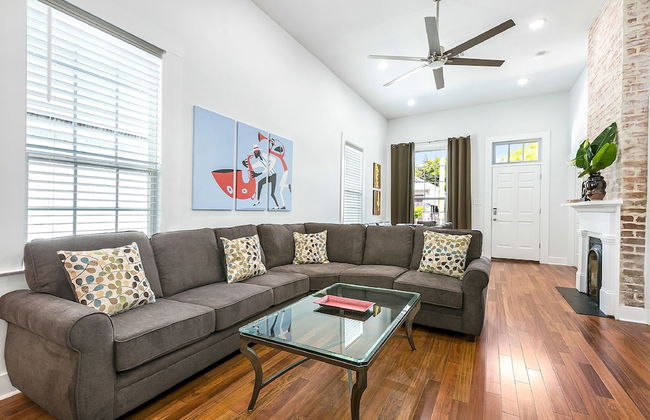 Spacious 5 Bedroom Near Magazine St & Uptown - Foto 20