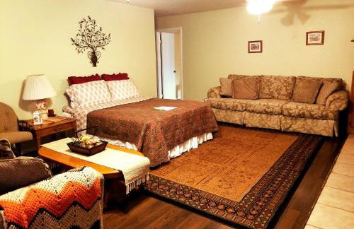 Charming Downstairs Unit - Foto 3