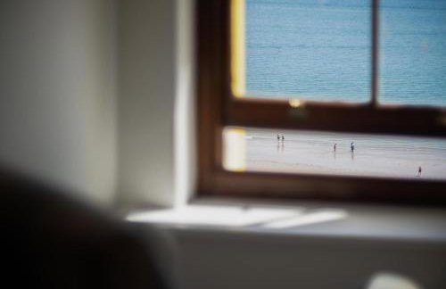 The Nest - 1 Bedroom Apartment - Tenby - Photo 44