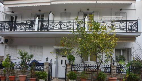 Evaggelia's Seaside Boutique Apartment - Foto 2, Garden, Garden view