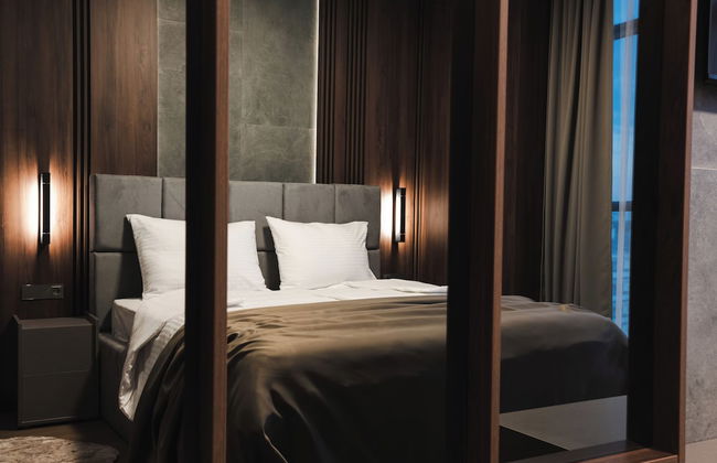 DISTRICT boutique - Photo 16