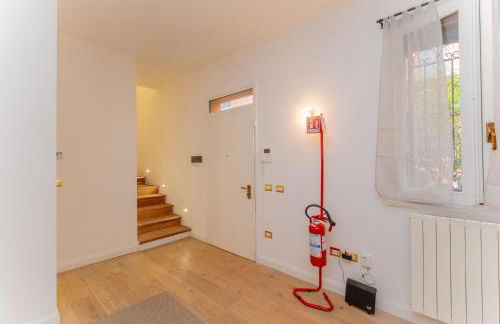 New Exclusive Apartment FONDAZIONE PRADA Tram to Duomo - Foto 18