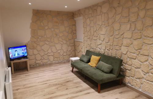 Charmante maison atypique ambiance ville village - Foto 1