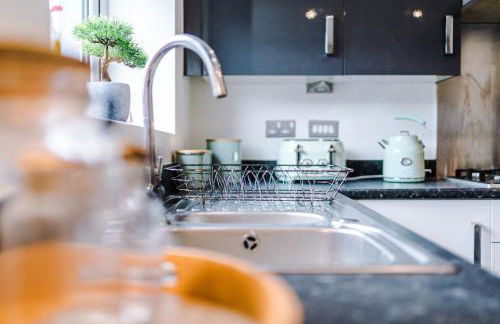 Coop Live Arena & Etihad Stadium 4Bedroom Townhouse with Free Parking - Foto 24