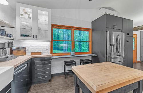 Modern Mountain Retreat Near Dolly Sods & Skiing home - Foto 27