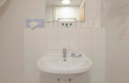 Studio Apartment Berlin Mitte 37m2 - U-Bahn Leopoldplatz by Rooms Berlin - Foto 18