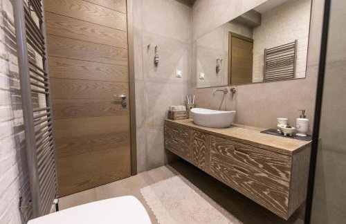 The Olive Home - Photo 11