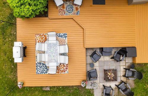 Private & Convenient-Hot tub-Fire Pit-Game room! - Photo 16