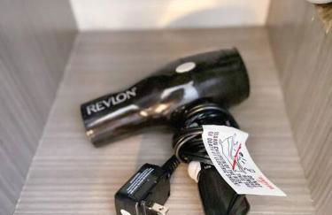 Cool Breeze Home -steps to the beach with Pool! - Foto 14