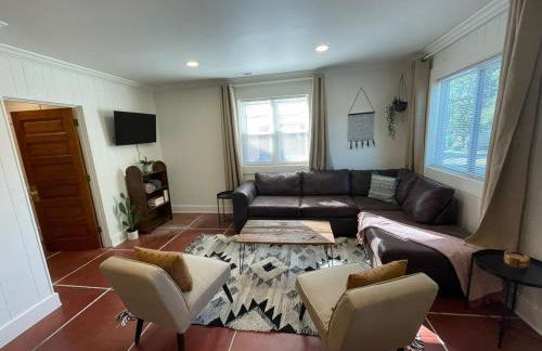 Santa Fe Inspired Bungalow- 5 minutes to downtown - Foto 6