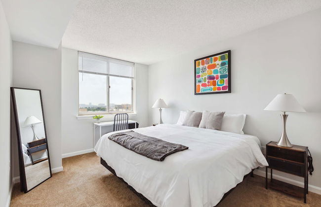 2BR Luxury City Suite With Gym & Pool - Foto 15