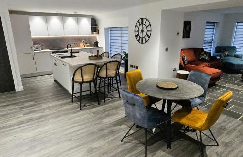 Deluxe Coastal Villa - Isle of Eday - Photo 5