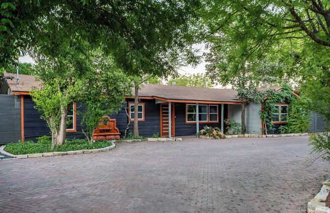 Red River by Avantstay Shared Pool + Hot Tub 20 Minutes to Downtown Austin - Foto 17