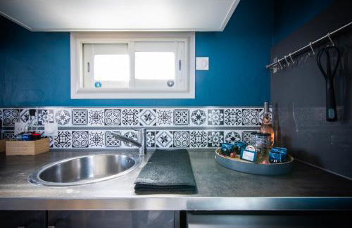 GuestHouse La Costière - logements indépendants - espace piscine jacuzzi - Foto 9