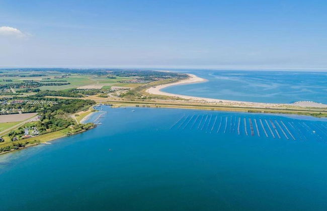 Lodge Near Brouwersdam & North Sea Beaches - Foto 37