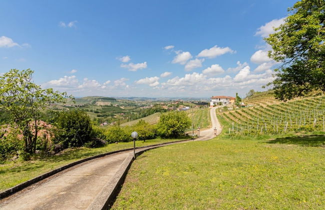 Panorama Villa Nestled Among the Vineyards Langhe - Foto 2