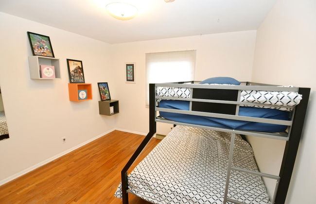 Mid Century Modern 30 Minute Walk to Notre Dame 3 Bedroom 3 Full Bath 2008 - Foto 16