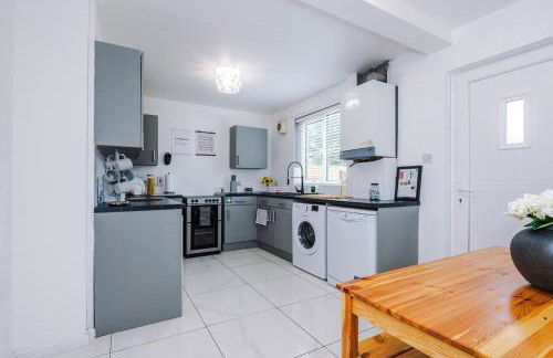 Stunning Home in Altrincham, Large Driveway, Sleeps 7, Perfect For Groups - Foto 15