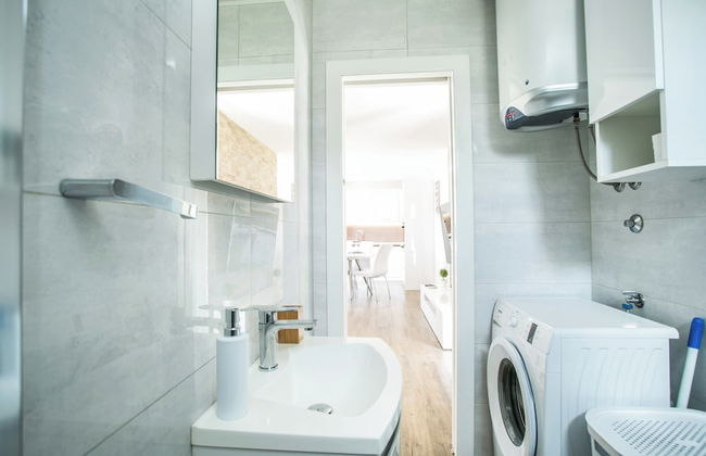 Modern House W.large Garden & Children Playground - Foto 16