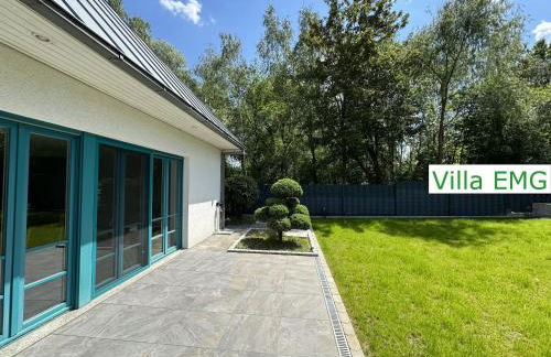 Ferienhaus Villa EMG Gelsenkirchen nah Essen Dortmund mit Pool und Garten für Familien Gruppen bis 21 Personen - Foto 47