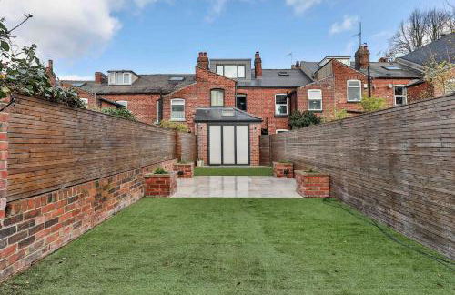 Spacious, High Spec & Modern - Foto 27