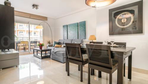 Seaside stay with large terrace, pool & parking REMS - Foto 5