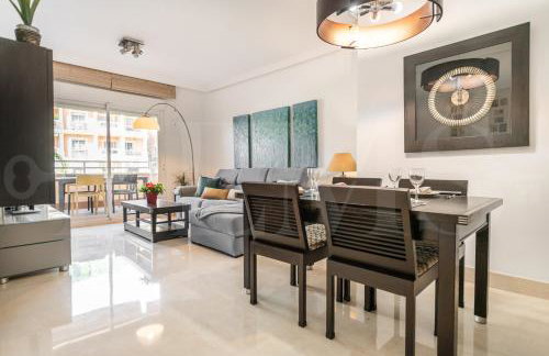 Seaside stay with large terrace, pool & parking REMS - Foto 5