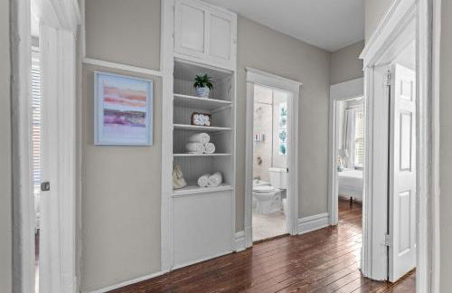 Cozy Shaw Sanctuary | JZ Vacation Rentals - Photo 44