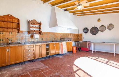 Gorgeous Home In Puente Genil With Wifi - Foto 17