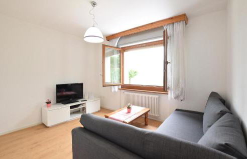 Cozy Home In Lamon With Wifi - Foto 18