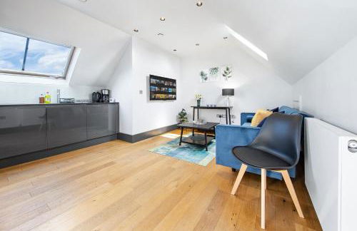 Escape by The River & Bushy Park - Foto 7