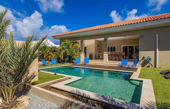 Amazing 4BR 3BA Villa Palm Beach w NEW Pool - Foto 4