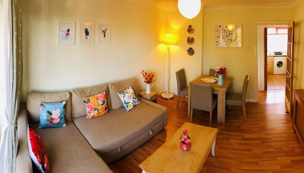 Coin salon dans le hall