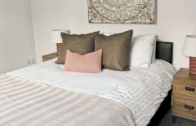 Family Holiday Home With Hot Tub & Sauna Sleeps 8 - Foto 43