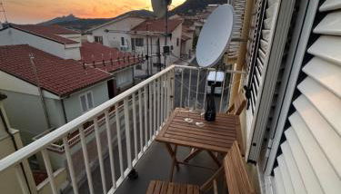 Relax & Sunshine - Modern 2BR Apartment, 100m2, nature view, 30 min from San Teodoro - Ideal for families, groups & Smartworkers - Foto 2