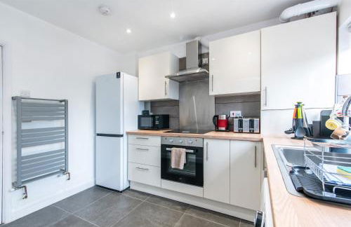 3 Bedroom Terraced House in Beeston Ideal for Corporate Stays - Foto 9