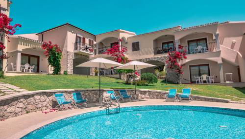 Residence con piscina a Badesi, appartamenti con WIFI e A.C - Foto 1