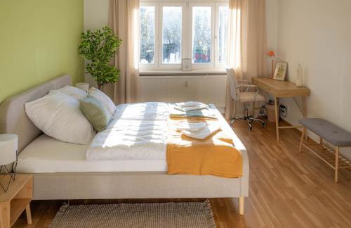 K15 Cozy, Unique & Spacious 3-Room Apartment with Balcony or Single Room by LIPA - Foto 42