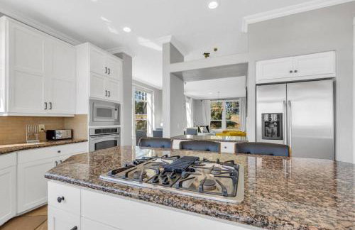 Luxe & Comfy Vineyard Estate ~ Breathtaking Views! - Foto 32