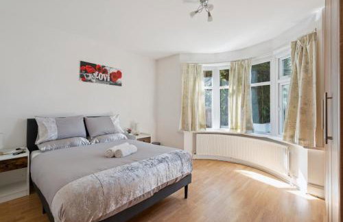2 Bedroom Flat with Garden - Foto 12