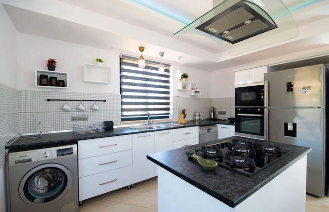 Dreamy Villa With Private Pool and Jacuzzi in Kas - Foto 12